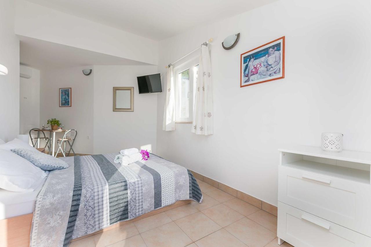 Apartmani Neno Lokva Rogoznica Luaran gambar